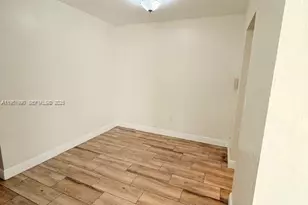 13858 SW 90th Ave, Miami, FL 33176 - Photo 5