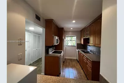 4111 Stirling Rd #308, Dania Beach, FL 33314 - Photo 3
