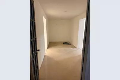 151 W 21st St #115, Hialeah, FL 33010 - Photo 5