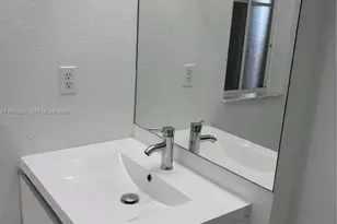 8842 W Flagler St, Miami, FL 33174 - Photo 15