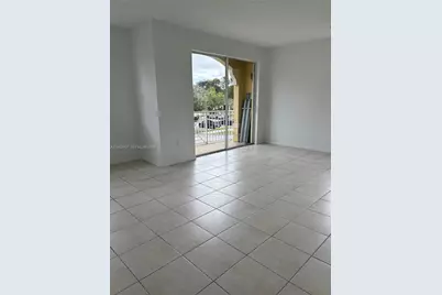 8842 W Flagler St #208, Miami, FL 33174 - Photo 5