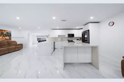 1310 SW 78th Ave, Miami, FL 33144 - Photo 9