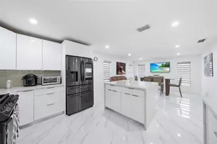 1310 SW 78th Ave, Miami, FL 33144 - Photo 11