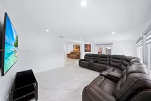 1310 SW 78th Ave, Miami, FL 33144 - Photo 13