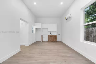 75 NW 160th St, Miami, FL 33169 - Photo 27