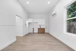 75 NW 160th St, Miami, FL 33169 - Photo 27