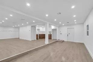 75 NW 160th St, Miami, FL 33169 - Photo 9