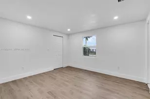 75 NW 160th St, Miami, FL 33169 - Photo 11