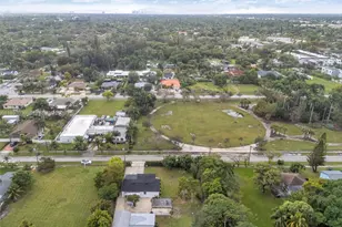 75 NW 160th St, Miami, FL 33169 - Photo 35