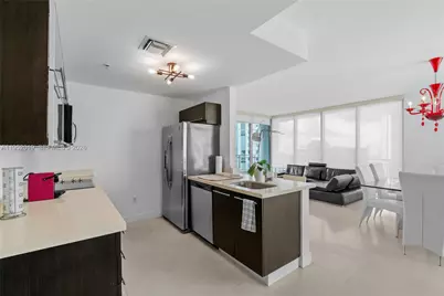 90 SW 3rd St #3609, Miami, FL 33130 - Photo 5