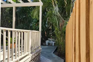 1650 SW 21st St, Miami, FL 33145 - Photo 23