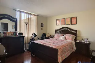 1090 NW 123rd Ct, Miami, FL 33182 - Photo 11