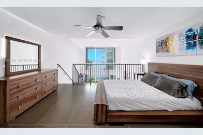 300 S Biscayne Blvd #L-410, Miami, FL 33131 - Photo 17