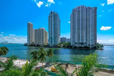 300 S Biscayne Blvd #L-410, Miami, FL 33131 - Photo 3