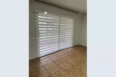 100 SW 130th Ter #106C, Pembroke Pines, FL 33027 - Photo 7