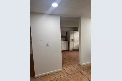 100 SW 130th Ter #106C, Pembroke Pines, FL 33027 - Photo 5