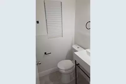 855 NW 3rd Ter #2, Dania Beach, FL 33004 - Photo 5