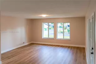 8320 SW 39th Ct, Davie, FL 33328 - Photo 7