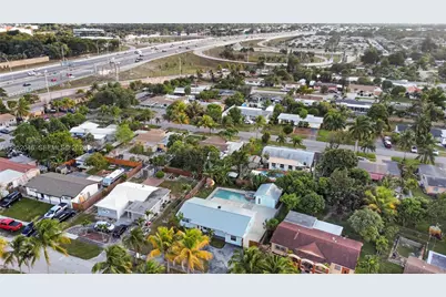 230 NW 39th Ct, Deerfield Beach, FL 33064 - Photo 27