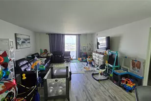 2500 Parkview Dr, Hallandale Beach, FL 33009 - Photo 5