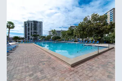 2500 Parkview Dr #2312, Hallandale Beach, FL 33009 - Photo 5