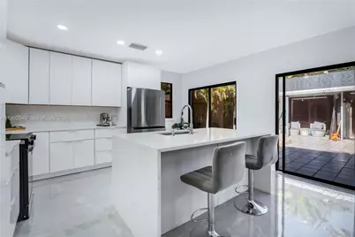 4500 NW 113th Ter, Coral Springs, FL 33065 - Photo 13