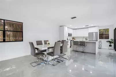 4500 NW 113th Ter, Coral Springs, FL 33065 - Photo 9