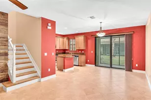 10865 NW 72nd Pl, Parkland, FL 33076 - Photo 9