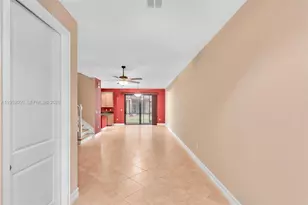 10865 NW 72nd Pl, Parkland, FL 33076 - Photo 5