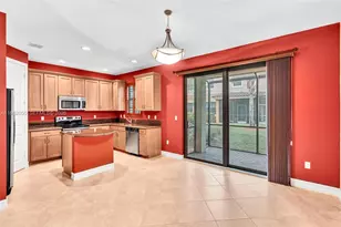 10865 NW 72nd Pl, Parkland, FL 33076 - Photo 11