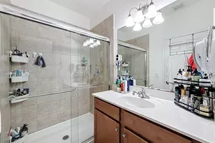 260 NW 109th Ave, Miami, FL 33172 - Photo 21