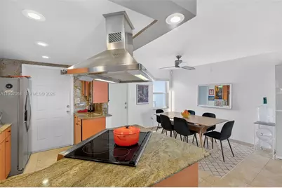 801 Meridian Ave #PHB, Miami Beach, FL 33139 - Photo 5