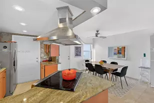 801 Meridian Ave, Miami Beach, FL 33139 - Photo 5