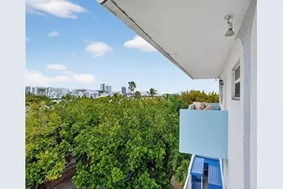 801 Meridian Ave #PHB, Miami Beach, FL 33139 - Photo 21