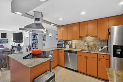 801 Meridian Ave #PHB, Miami Beach, FL 33139 - Photo 9
