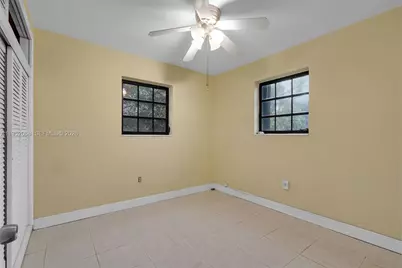 4332 SW 98th Ave, Miami, FL 33165 - Photo 13