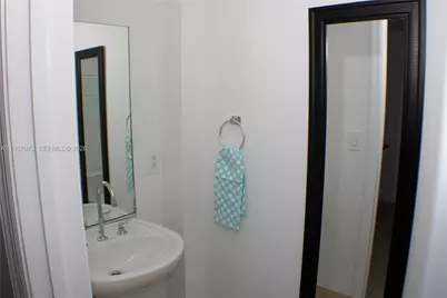 6917 Collins Ave #1224, Miami Beach, FL 33141 - Photo 17