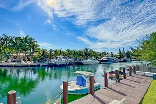 2430 NE 135th St, North Miami, FL 33181 - Photo 25