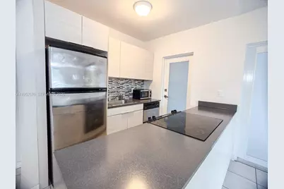 2430 NE 135th St #101, North Miami, FL 33181 - Photo 9