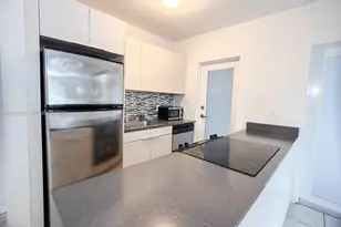 2430 NE 135th St, North Miami, FL 33181 - Photo 9