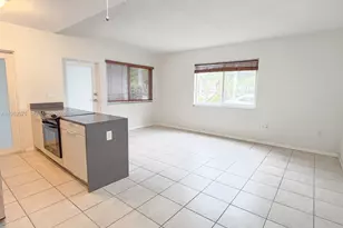 2430 NE 135th St, North Miami, FL 33181 - Photo 7