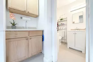 1300 SW 136th Pl, Miami, FL 33184 - Photo 17