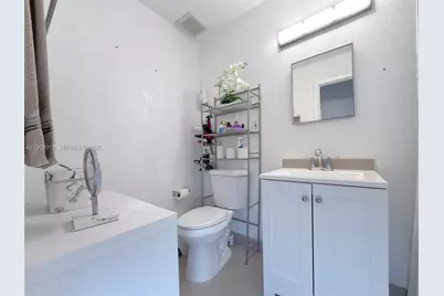 1300 SW 136th Pl, Miami, FL 33184 - Photo 19