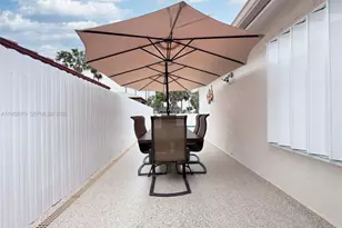 1300 SW 136th Pl, Miami, FL 33184 - Photo 25