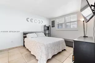 465 Ocean Dr, Miami Beach, FL 33139 - Photo 15