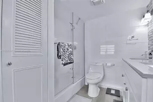 2999 NW 48th Ave, Lauderdale Lakes, FL 33313 - Photo 15