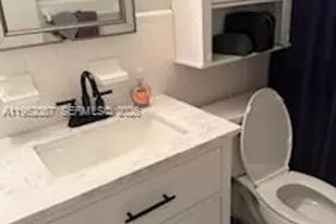 900 SW 11th Ave, Hallandale Beach, FL 33009 - Photo 15