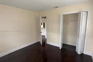 7753 Tam Oshanter Blvd, North Lauderdale, FL 33068 - Photo 7