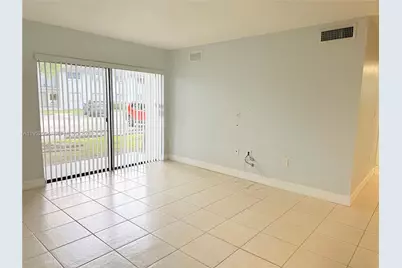 7200 NW 179th St #111, Hialeah, FL 33015 - Photo 5