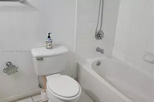 2541 Centergate Dr, Miramar, FL 33025 - Photo 11